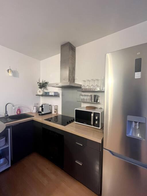 Wondersuite Appartement - Centre Ville Avec Parking Couvert -15Mn De Paris Et 10 Mn De Stade De France, Wifi, Netflix Deuil-la-Barre Exterior foto