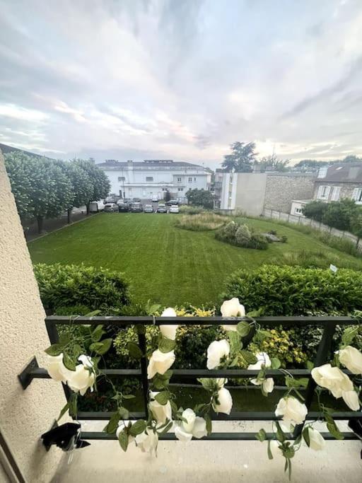 Wondersuite Appartement - Centre Ville Avec Parking Couvert -15Mn De Paris Et 10 Mn De Stade De France, Wifi, Netflix Deuil-la-Barre Exterior foto